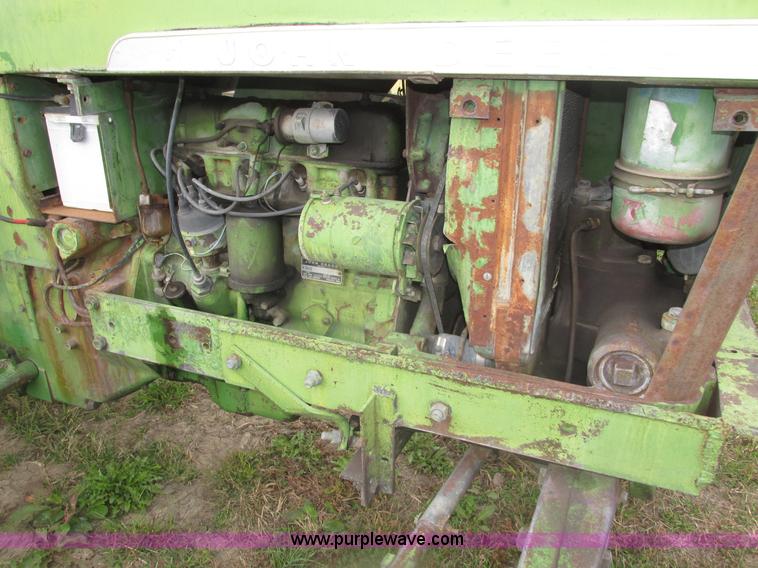 image for item H1131 1960 John Deere 2010 tractor