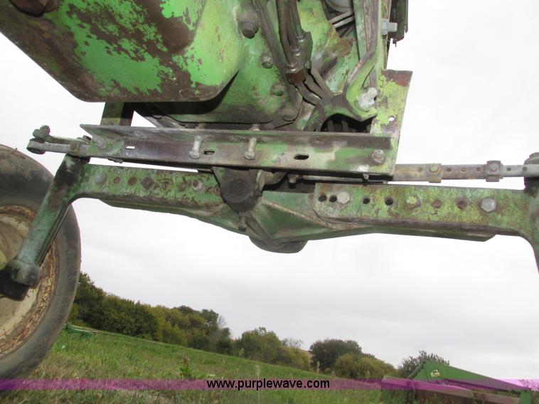 image for item H1131 1960 John Deere 2010 tractor