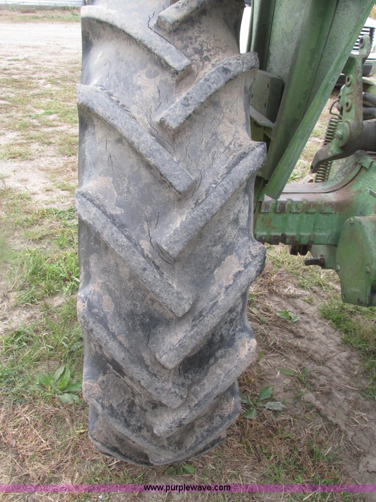 image for item H1131 1960 John Deere 2010 tractor