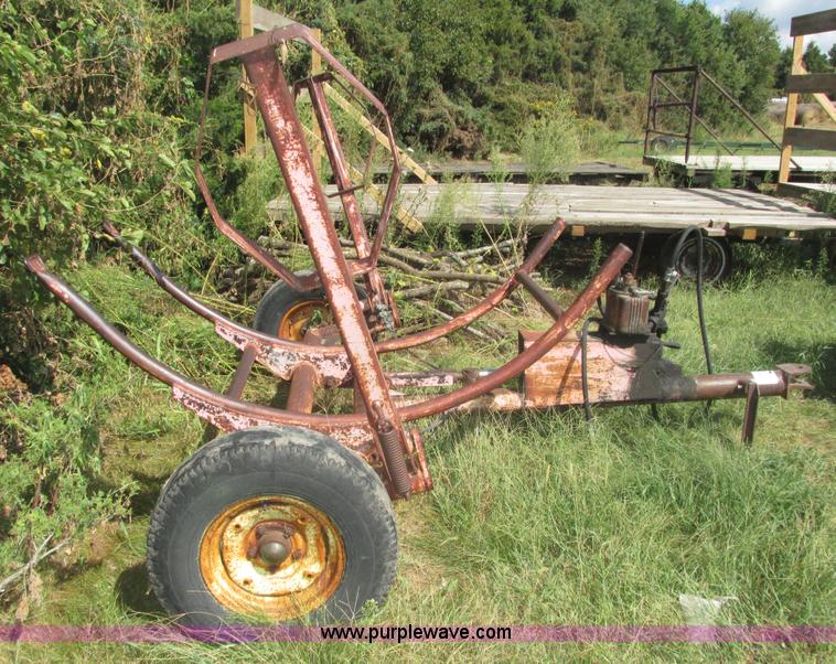 image for item H1156 Shop built hydraulic bale carrier and hay rack
