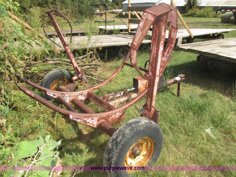 image for item H1156 Shop built hydraulic bale carrier and hay rack