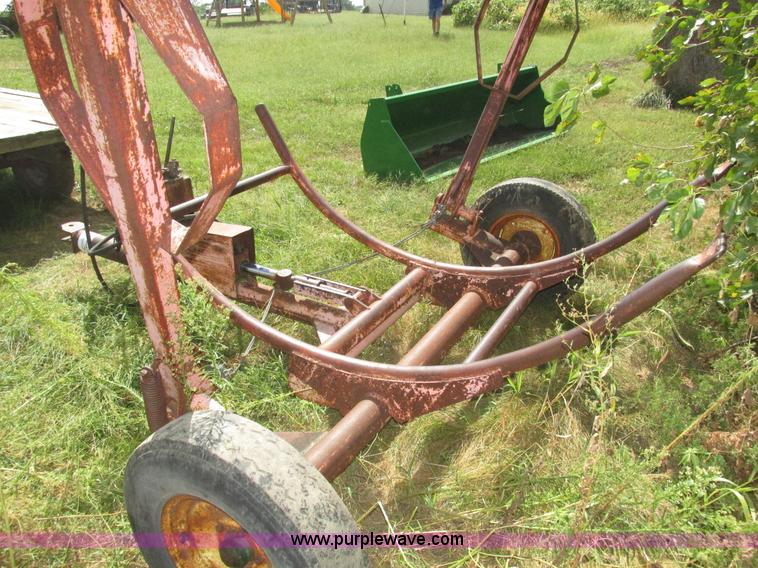 image for item H1156 Shop built hydraulic bale carrier and hay rack