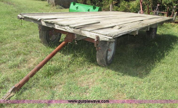 image for item H1156 Shop built hydraulic bale carrier and hay rack