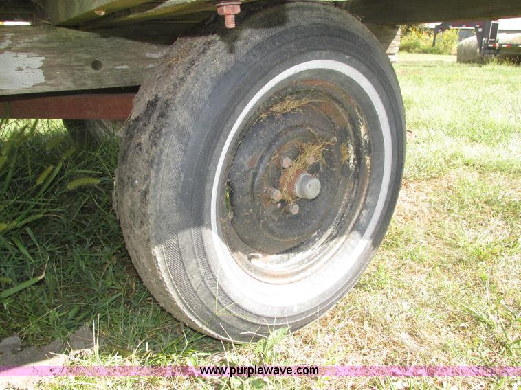 image for item H1156 Shop built hydraulic bale carrier and hay rack