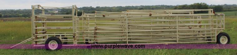 image for item J3621 2007 Wilson wheel corral