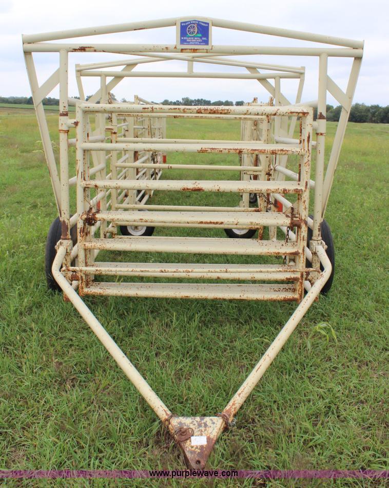 image for item J3621 2007 Wilson wheel corral