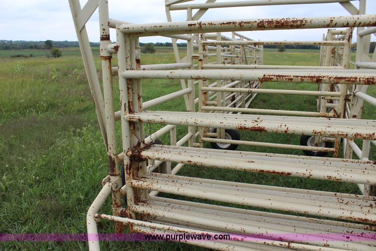 image for item J3621 2007 Wilson wheel corral