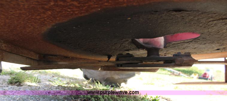 image for item J3649 1948 Farmall Cub tractor