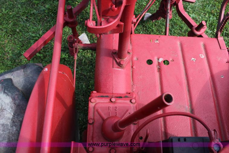 image for item J3650 1947 Farmall Cub tractor