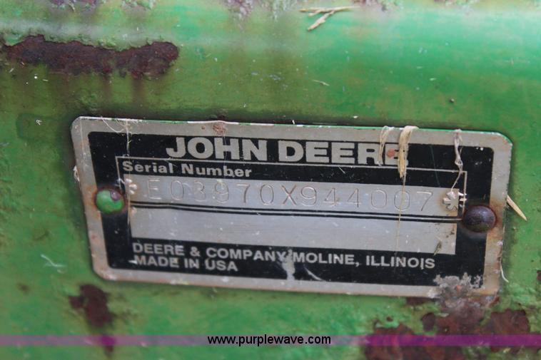 image for item J4392 John Deere 3970 forage harvester