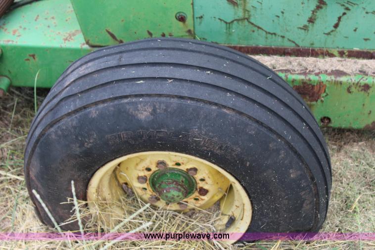 image for item J4392 John Deere 3970 forage harvester