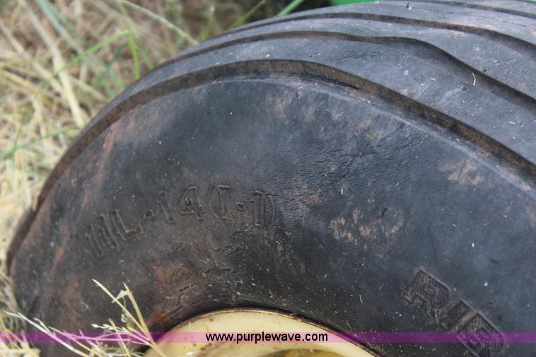 image for item J4392 John Deere 3970 forage harvester