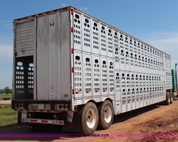 image for item J4401 1997 Barrett livestock trailer
