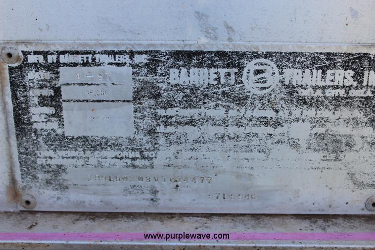 image for item J4401 1997 Barrett livestock trailer