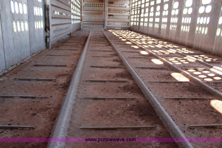 image for item J4401 1997 Barrett livestock trailer