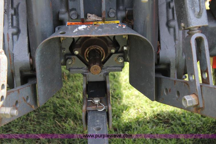 image for item J4404 2007 Kubota L3240 tractor