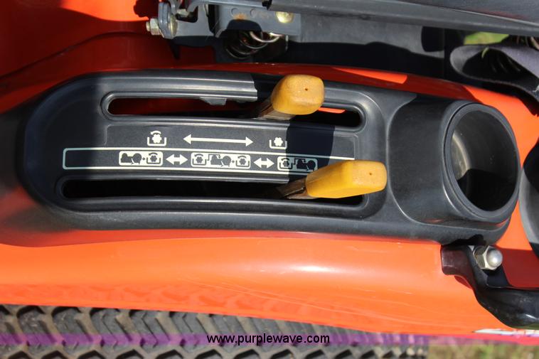 image for item J4406 2003 Kubota BX1500 MFWD tractor