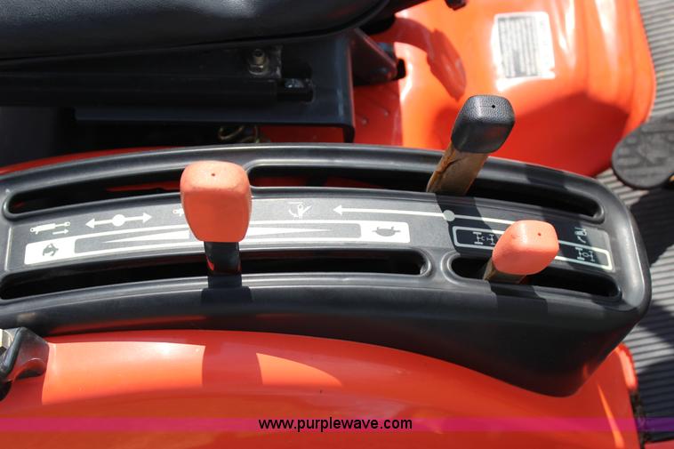 image for item J4406 2003 Kubota BX1500 MFWD tractor