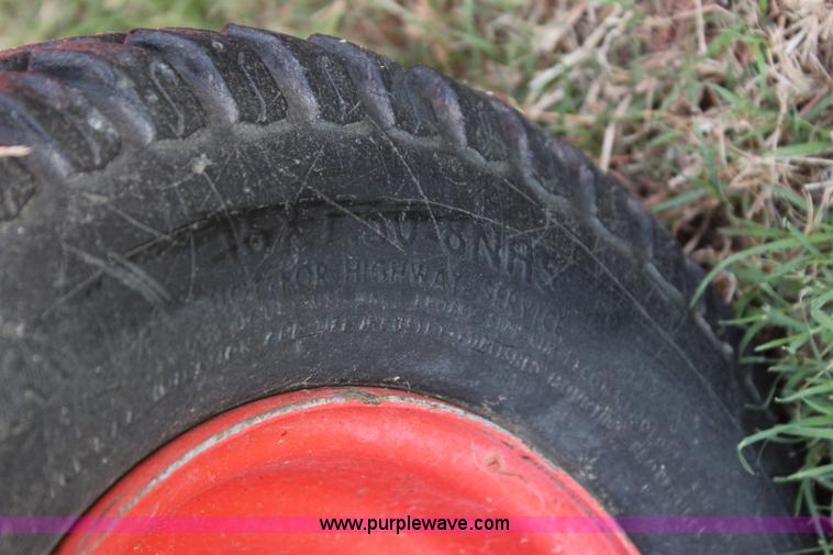 image for item J4406 2003 Kubota BX1500 MFWD tractor