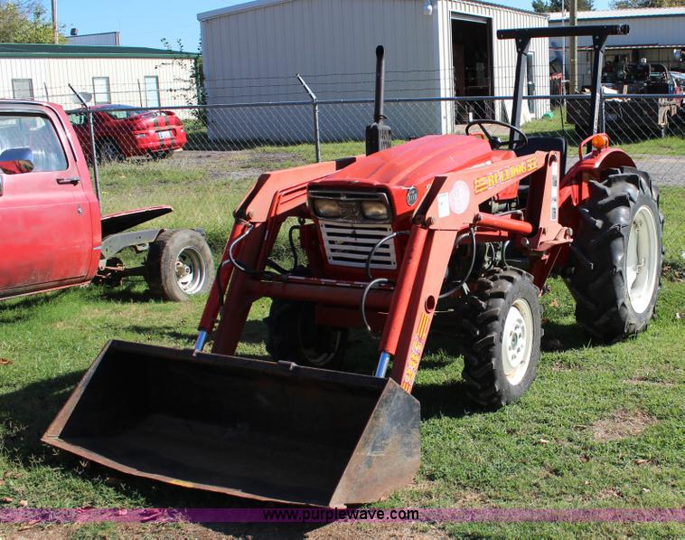 image for item J4414 Yanmar YM3110D MFWD tractor