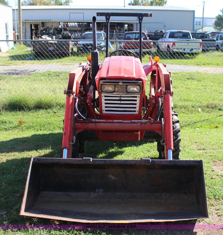 image for item J4414 Yanmar YM3110D MFWD tractor