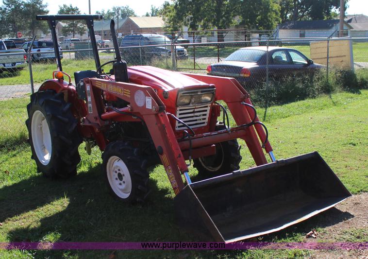 image for item J4414 Yanmar YM3110D MFWD tractor