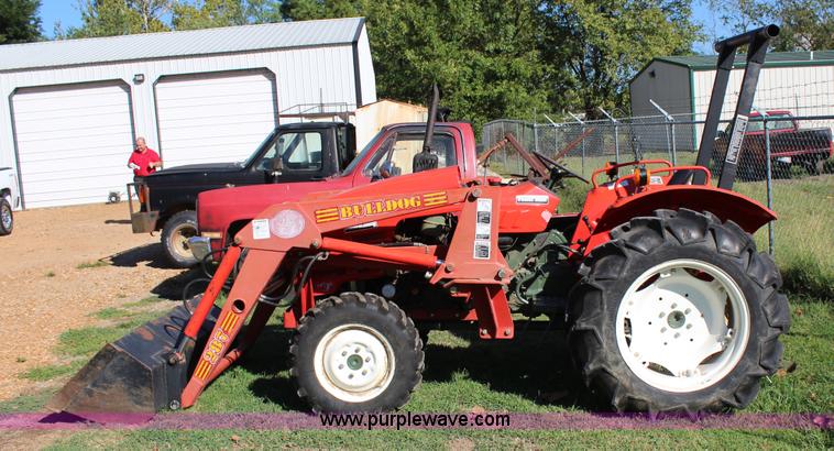 image for item J4414 Yanmar YM3110D MFWD tractor