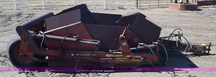 image for item J7106 Reynolds Engler 572 hydraulic scraper