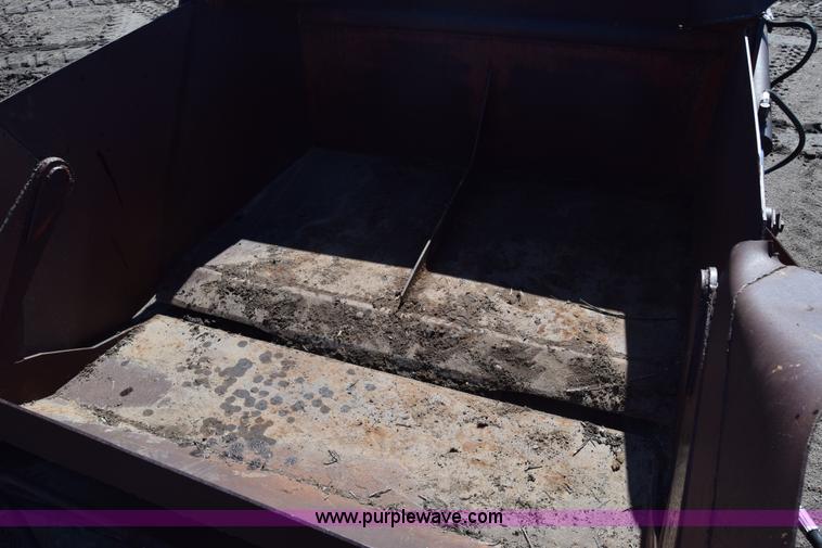 image for item J7106 Reynolds Engler 572 hydraulic scraper