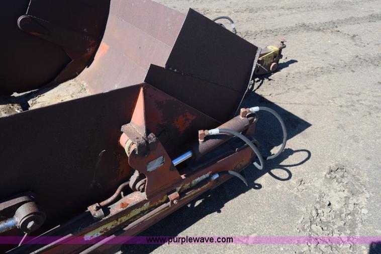 image for item J7106 Reynolds Engler 572 hydraulic scraper