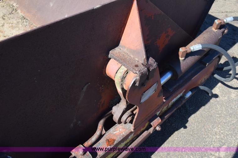 image for item J7106 Reynolds Engler 572 hydraulic scraper