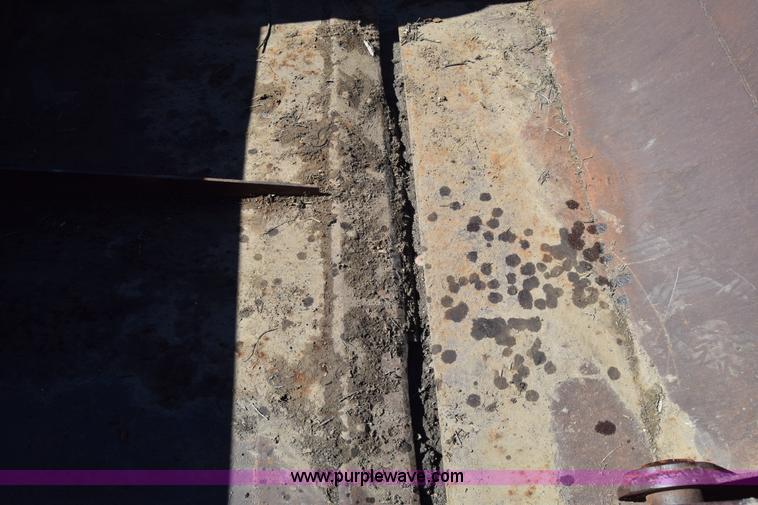 image for item J7106 Reynolds Engler 572 hydraulic scraper