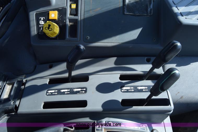 image for item J7108 New Holland 6640 tractor