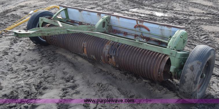 image for item J7110 Brillion Cultipacker seeder