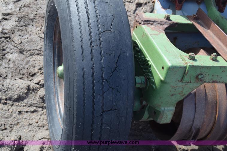 image for item J7110 Brillion Cultipacker seeder