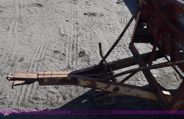 image for item J7118 Massey-Harris manure spreader