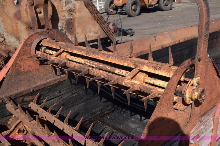 image for item J7118 Massey-Harris manure spreader