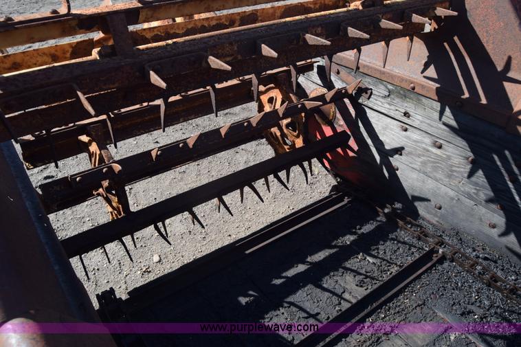 image for item J7118 Massey-Harris manure spreader