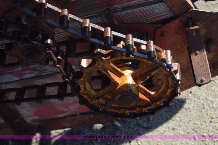 image for item J7118 Massey-Harris manure spreader