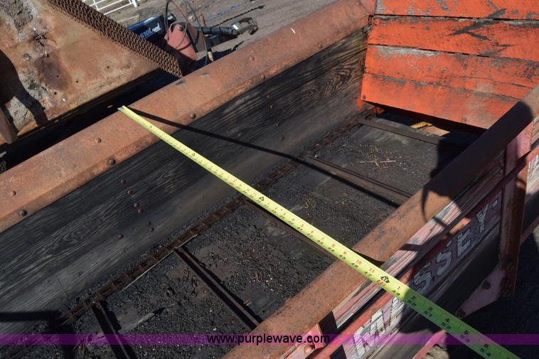 image for item J7118 Massey-Harris manure spreader