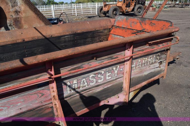 image for item J7118 Massey-Harris manure spreader
