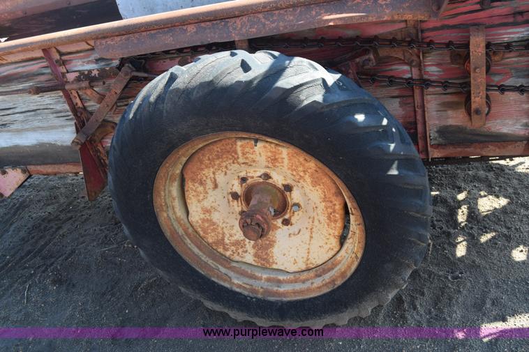 image for item J7118 Massey-Harris manure spreader