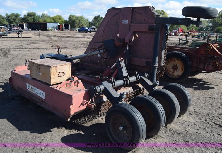 image for item J7119 Bush Hog 2610 batwing rotary mower