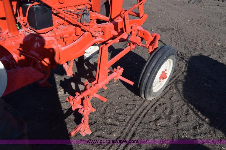 image for item J7121 Ford 541 Workmaster off-set high crop tractor