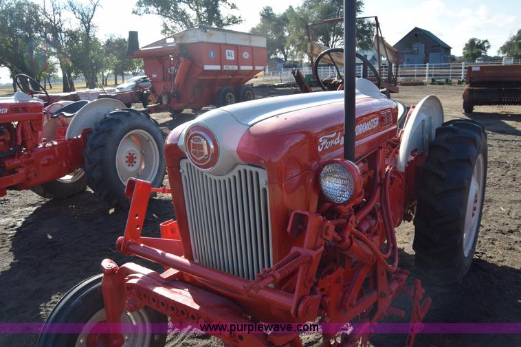 image for item J7121 Ford 541 Workmaster off-set high crop tractor