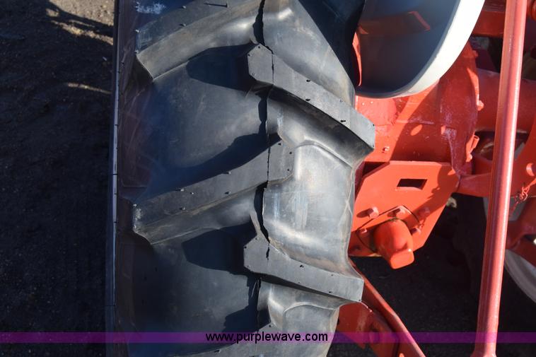 image for item J7121 Ford 541 Workmaster off-set high crop tractor