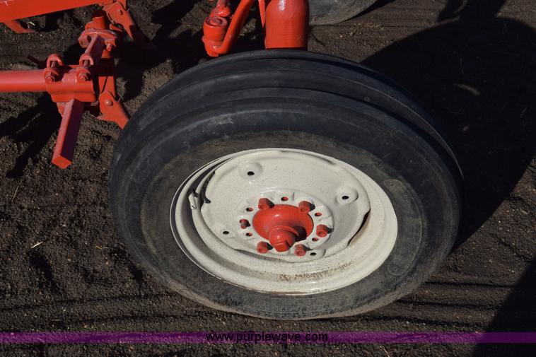 image for item J7121 Ford 541 Workmaster off-set high crop tractor