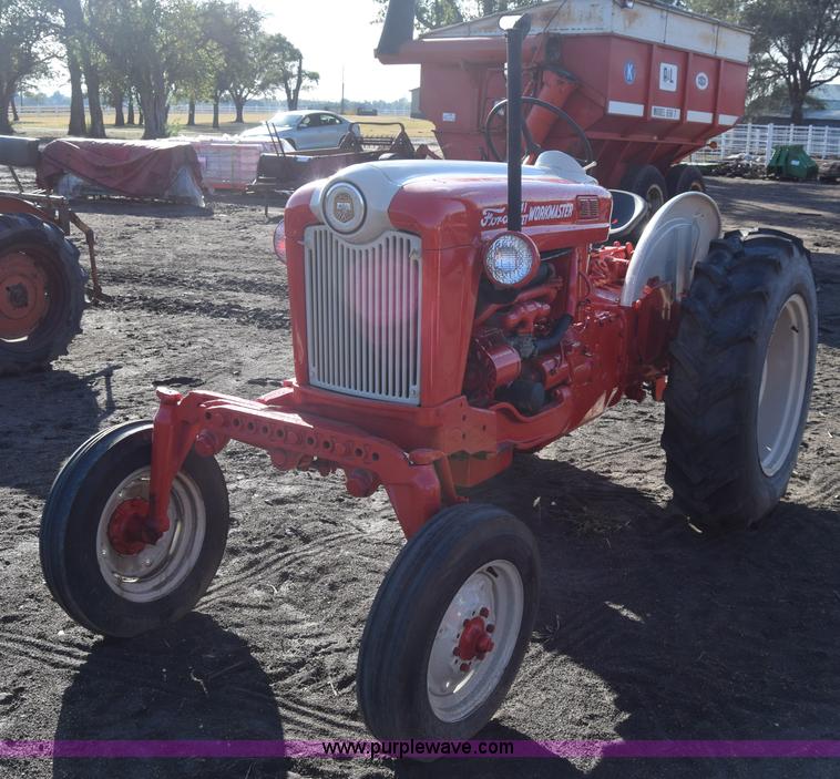 image for item J7122 Ford 541 Workmaster off-set high crop tractor