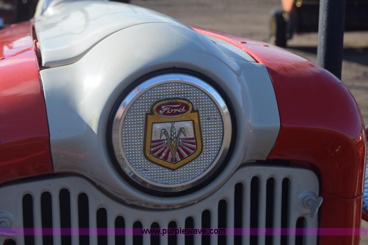 image for item J7122 Ford 541 Workmaster off-set high crop tractor