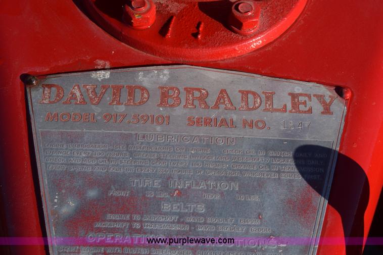 image for item J7124 David Bradley tractor